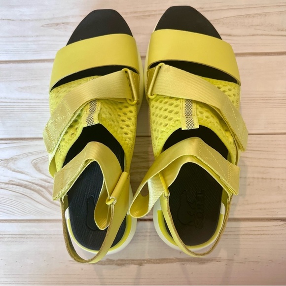 Sorel Kinetic Impact Sandal Women’s Size 9. New without Box.  Bright Green - Picture 2 of 5